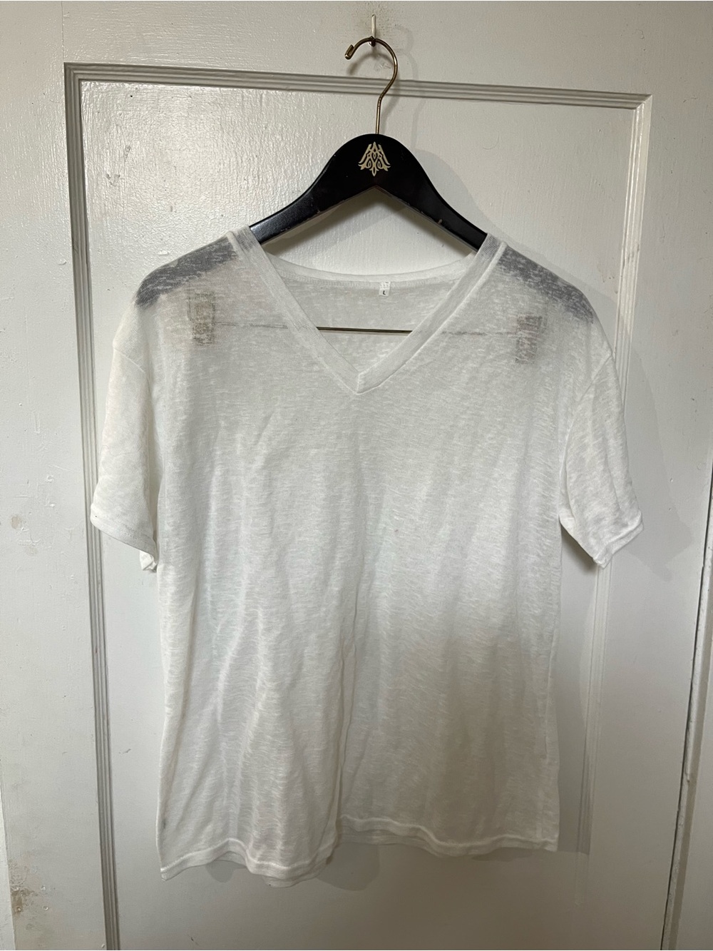 White V-Neck Slub Knit T-Shirt | Size Large | Excellent Condition